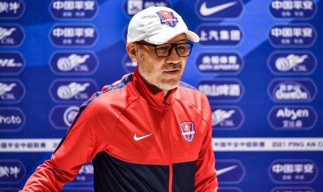 HTH体育下载-张外龙：球队情况在不断好转 大摩托出场仍然存疑