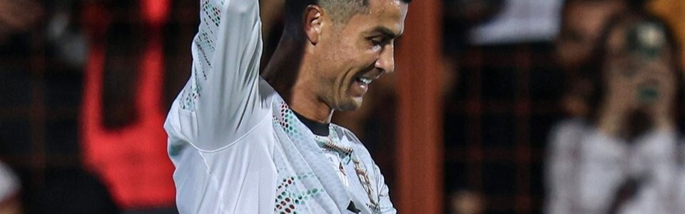 40岁C罗世预赛完美开局：双响+远程世界波！获7.9分，再创5大纪录