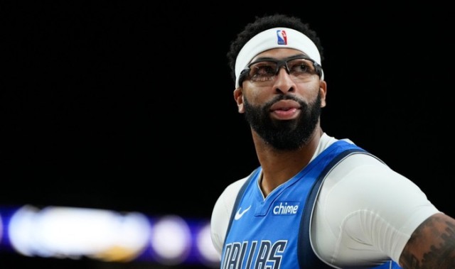 华体会一键直达-美记：老鹰和猛龙与独行侠关于交易浓眉哥未有任何实质性谈判|安东尼·戴维斯|多伦多猛龙队|亚特兰大老鹰队|达拉斯独行侠队|戴维斯-贝尔坦斯_新浪体育_新浪新闻