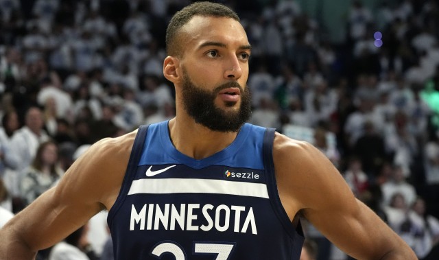 华体会一键直达-队记：杨瀚森首秀对阵戈贝尔是一次大考 打出夏联水平能打消质疑