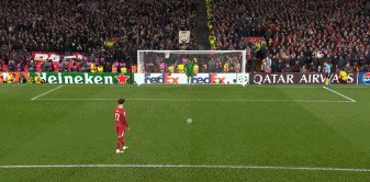 1741739700782040256.gif 点球3B.gif