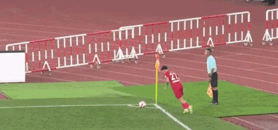 1661596132219079427.gif 李昂1.gif